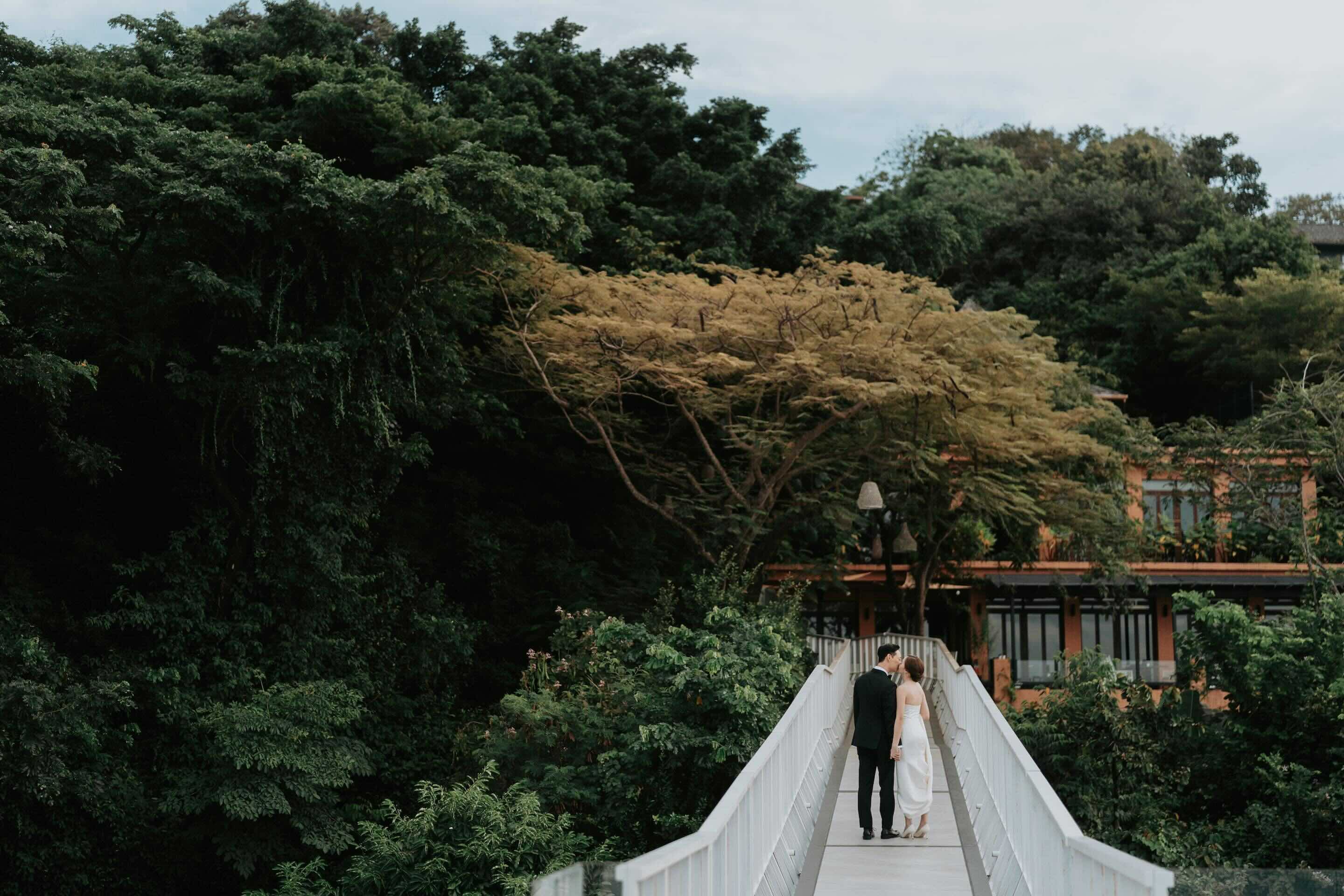 Tammy and Landon wedding ceremony at Sri Panwa, Phuket