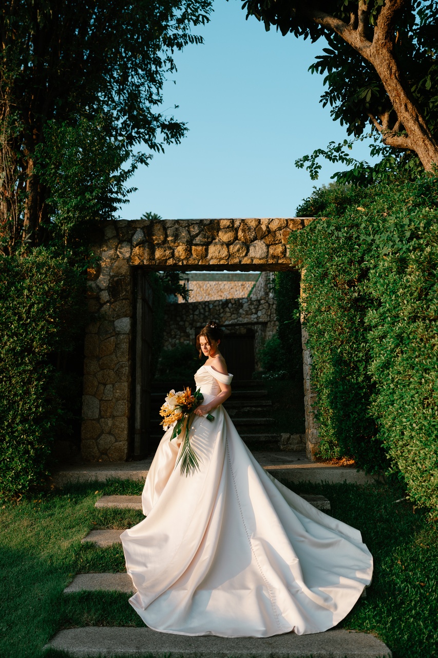 Becky and Isaac luxury wedding ceremony at Samujana Villas Koh Samui Thailand