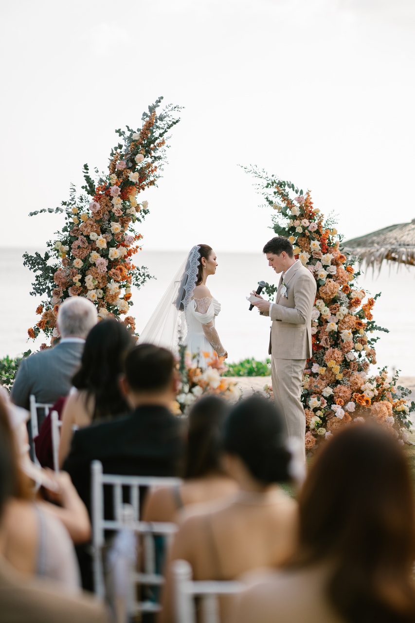 Phuket wedding at Phuket Marriott Resort & Spa, Merlin Beach Thailand - wedding photography by Vasana Studio | 31_2