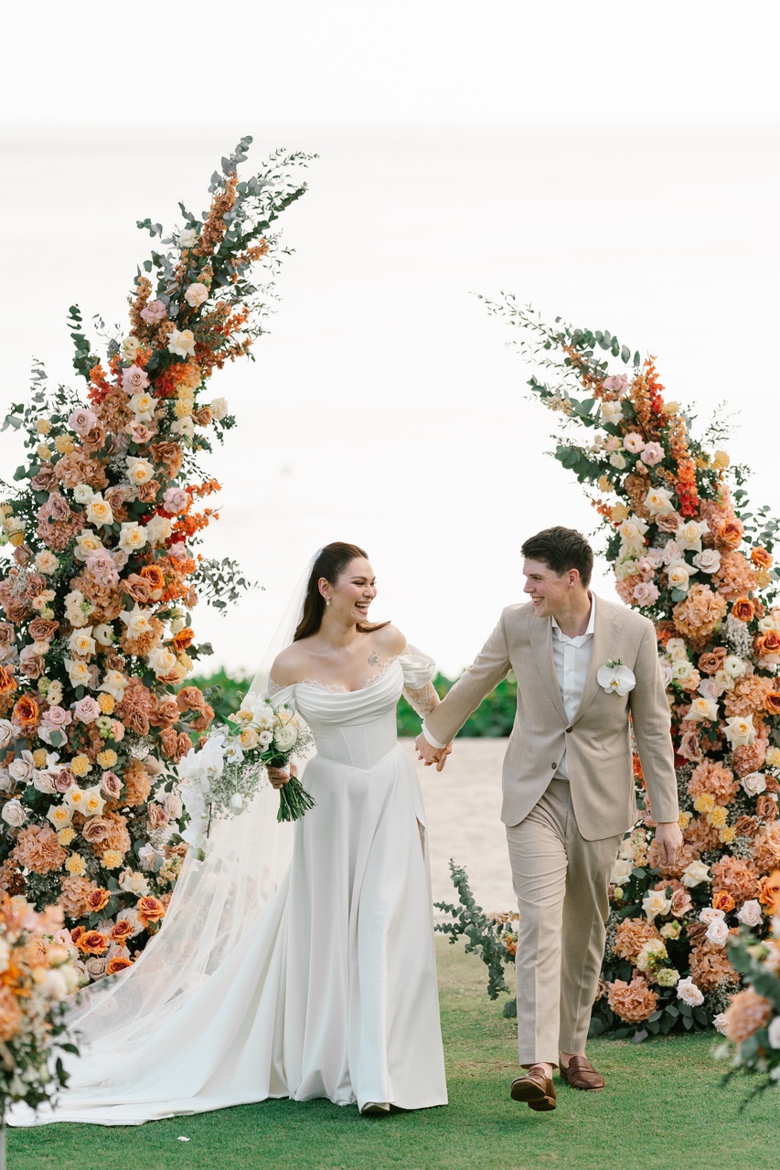 Phuket wedding at Phuket Marriott Resort & Spa, Merlin Beach Thailand - wedding photography by Vasana Studio | 44_2