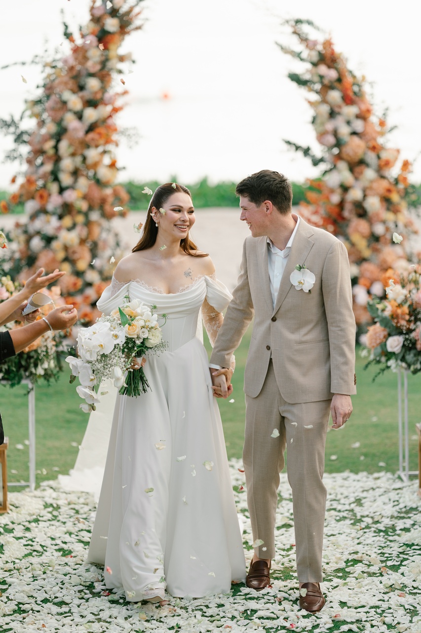 Phuket wedding at Phuket Marriott Resort & Spa, Merlin Beach Thailand - wedding photography by Vasana Studio | 45_2