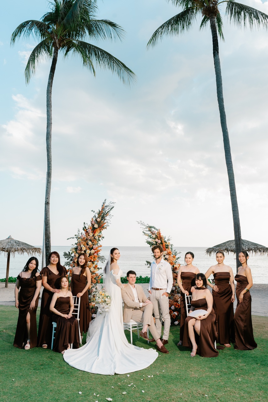 Phuket wedding at Phuket Marriott Resort & Spa, Merlin Beach Thailand - wedding photography by Vasana Studio | 48_3