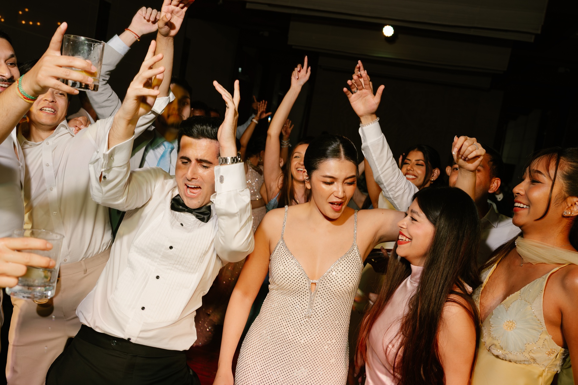 Phuket wedding at Rosewood - wedding photography by Vasana Studio | 122_1