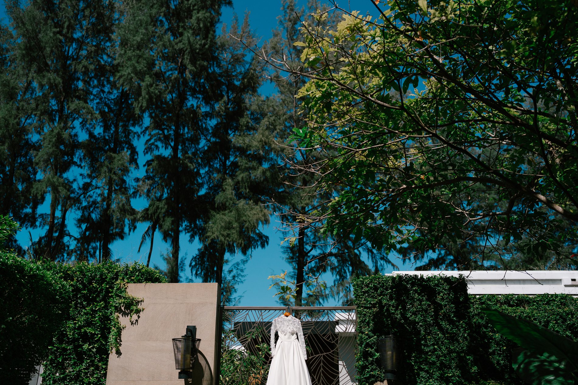 Phuket wedding at Rosewood - wedding photography by Vasana Studio | 2_2