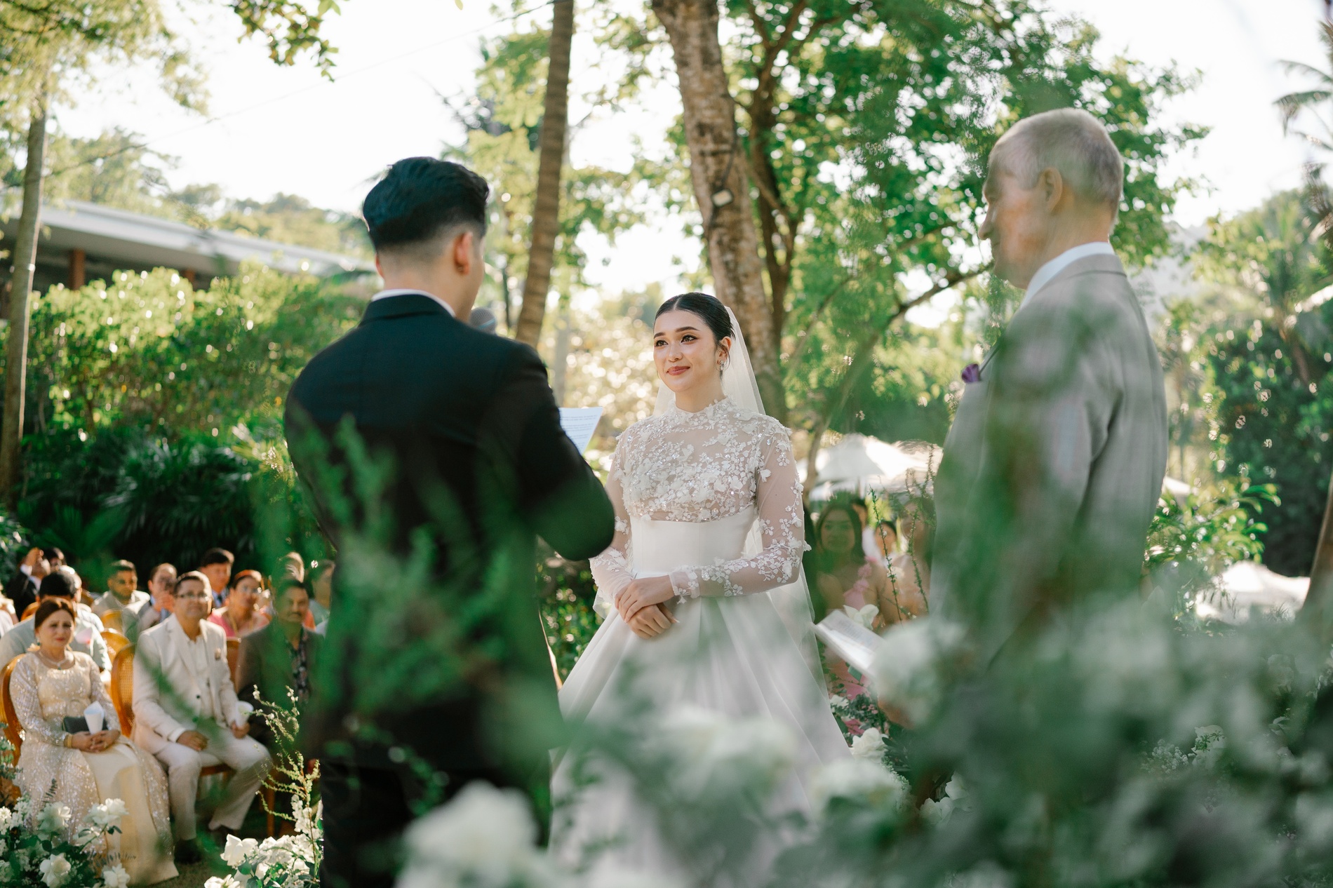 Phuket wedding at Rosewood - wedding photography by Vasana Studio | 45_2