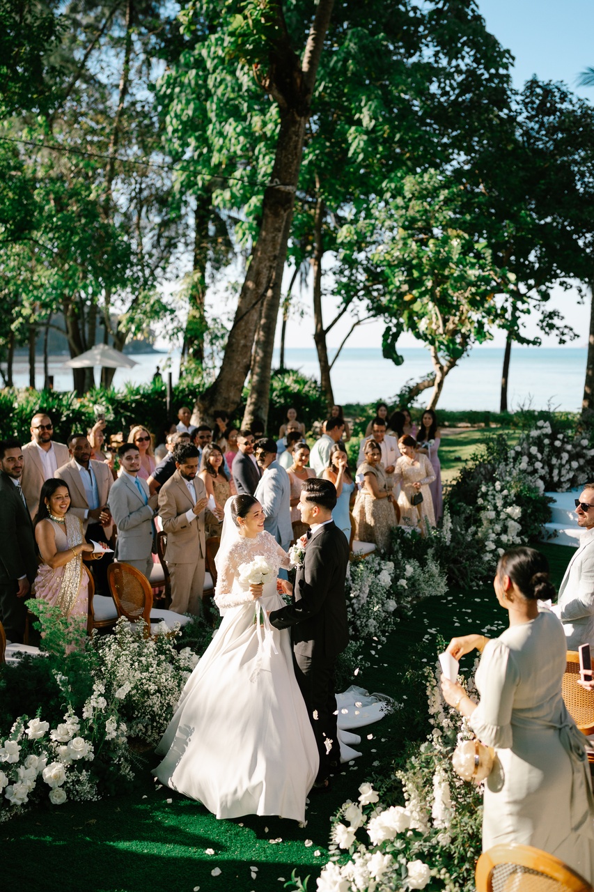 Phuket wedding at Rosewood - wedding photography by Vasana Studio | 54_2