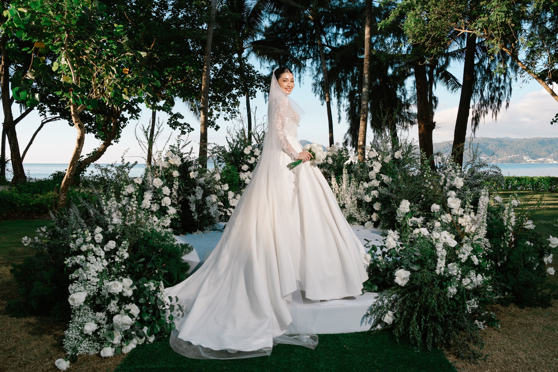 Phuket wedding at Rosewood - wedding photography by Vasana Studio | 63_2