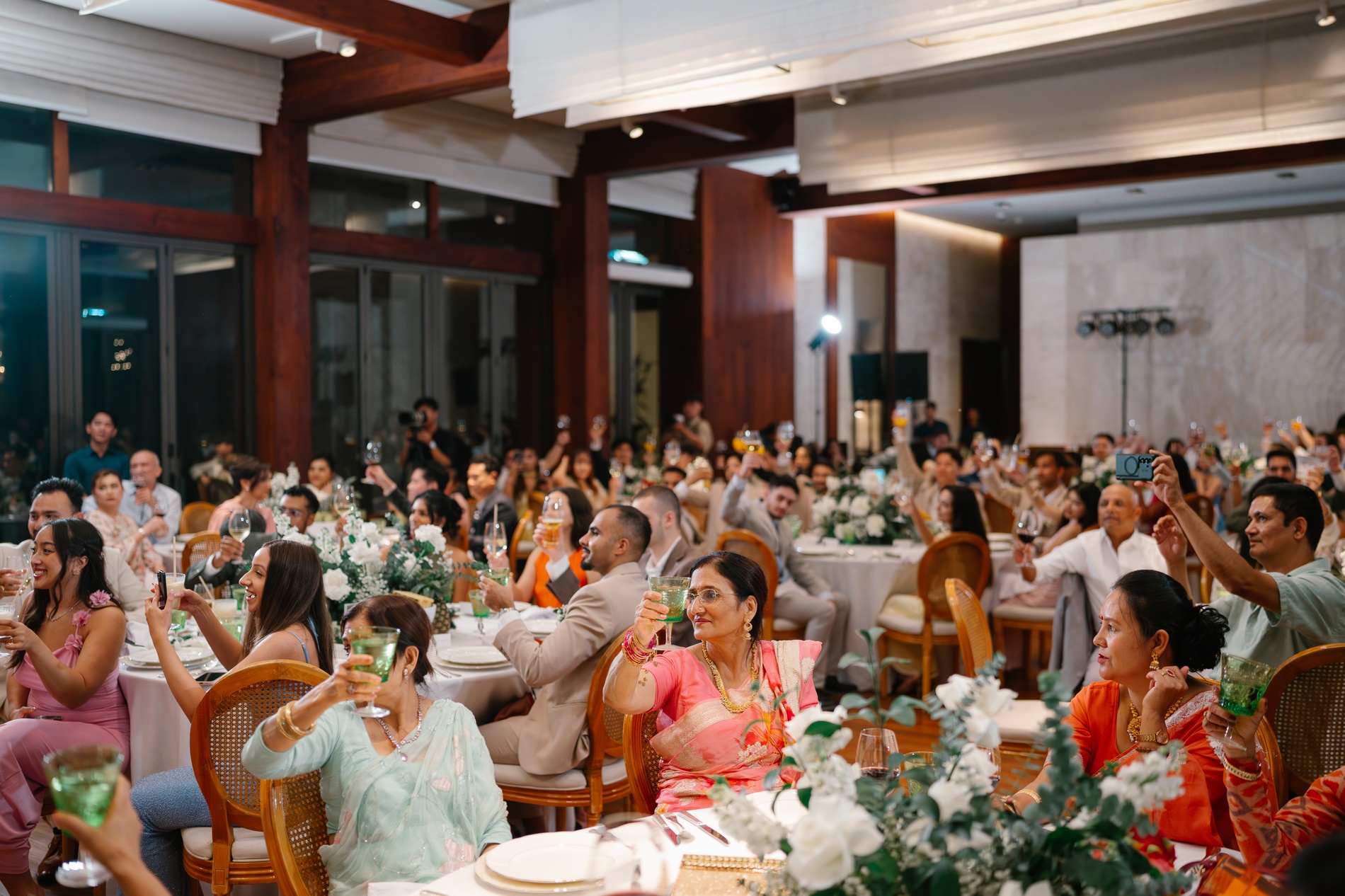 Phuket wedding at Rosewood - wedding photography by Vasana Studio | 93_2