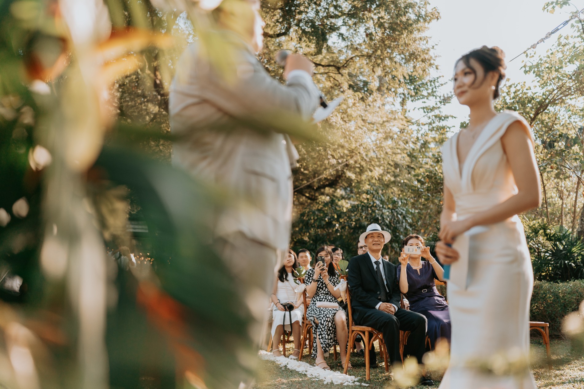 Phuket wedding at Rosewood - wedding photography by Vasana Studio | 13_2