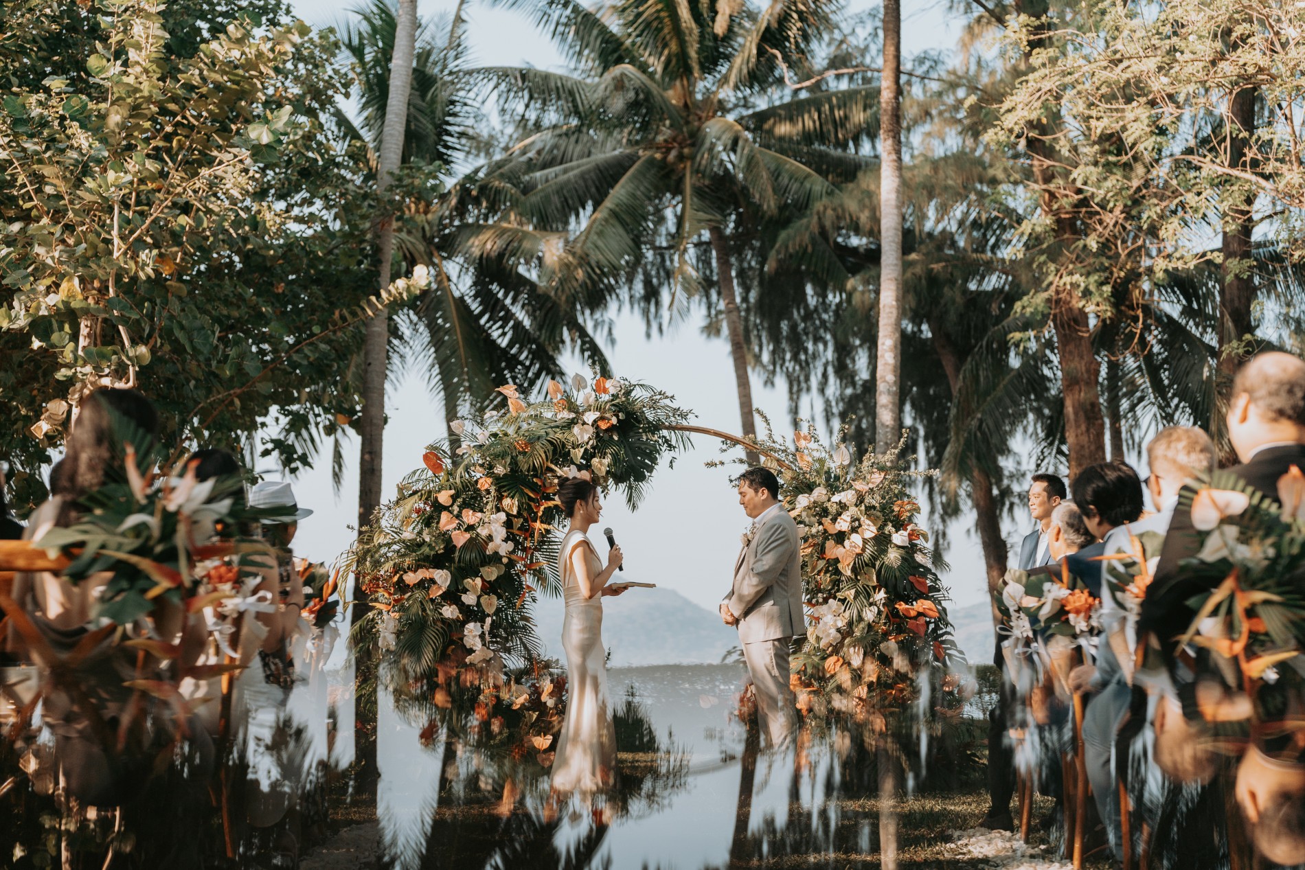 Phuket wedding at Rosewood - wedding photography by Vasana Studio | 14_2