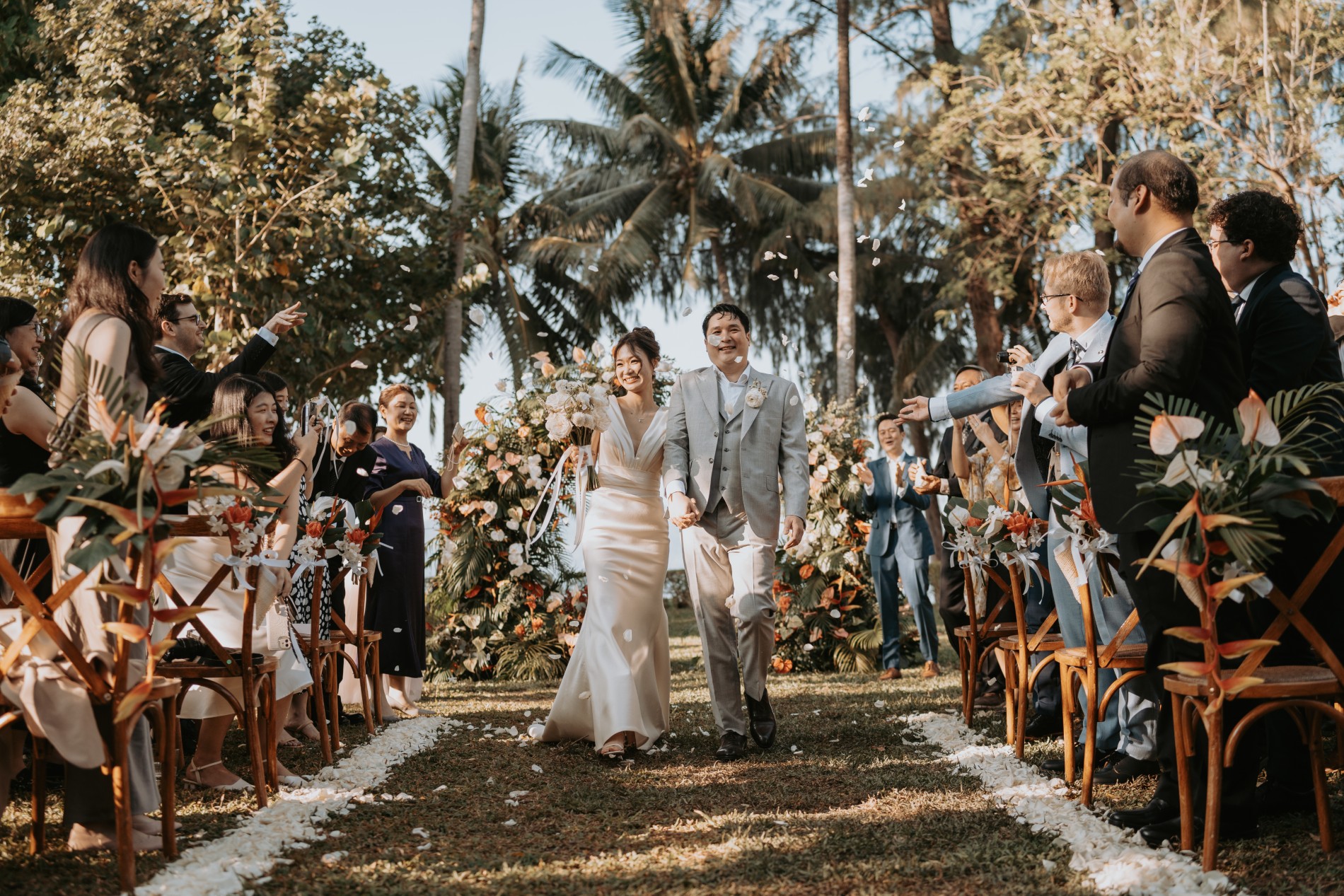 Phuket wedding at Rosewood - wedding photography by Vasana Studio | 17_2