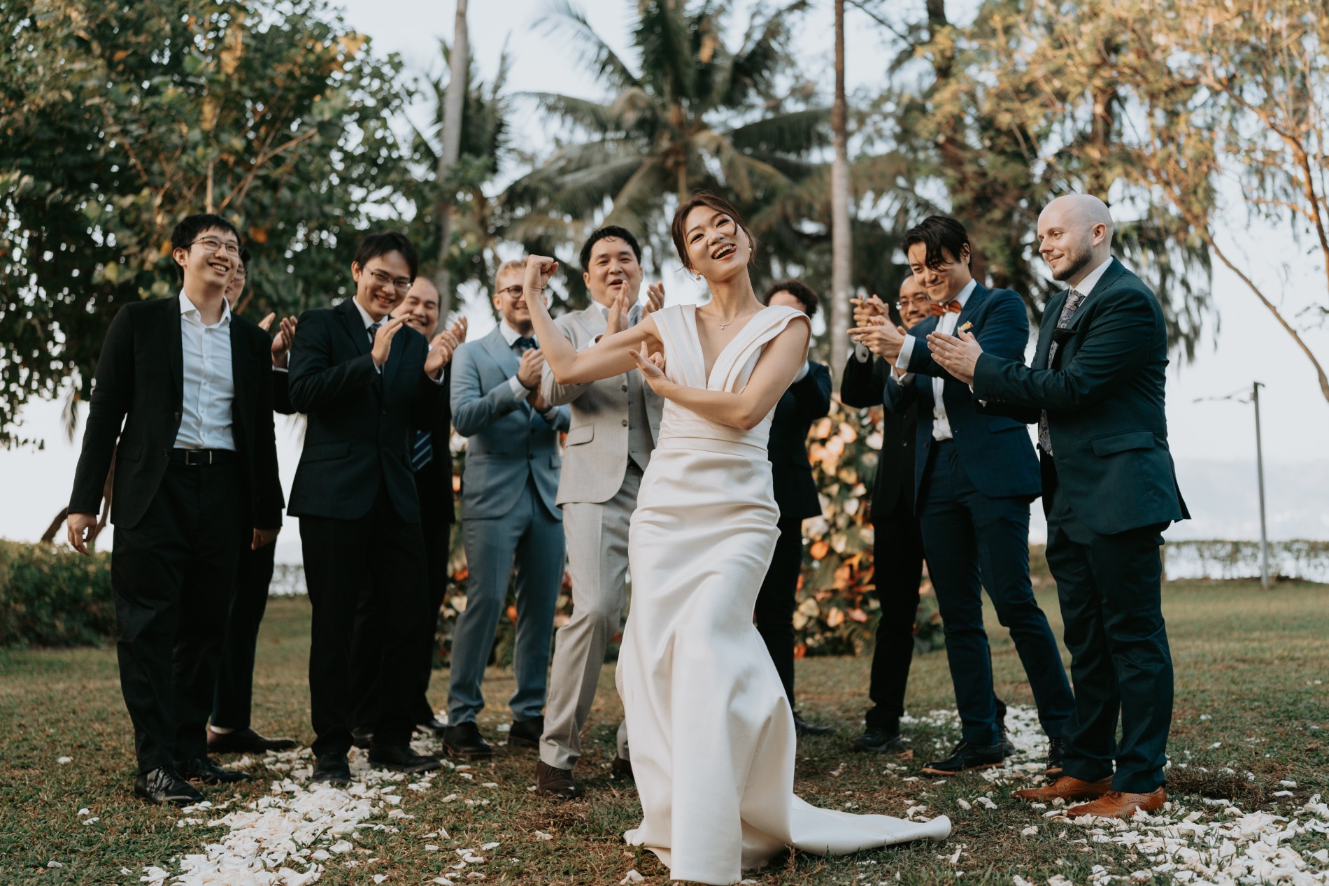 Phuket wedding at Rosewood - wedding photography by Vasana Studio | 29_1
