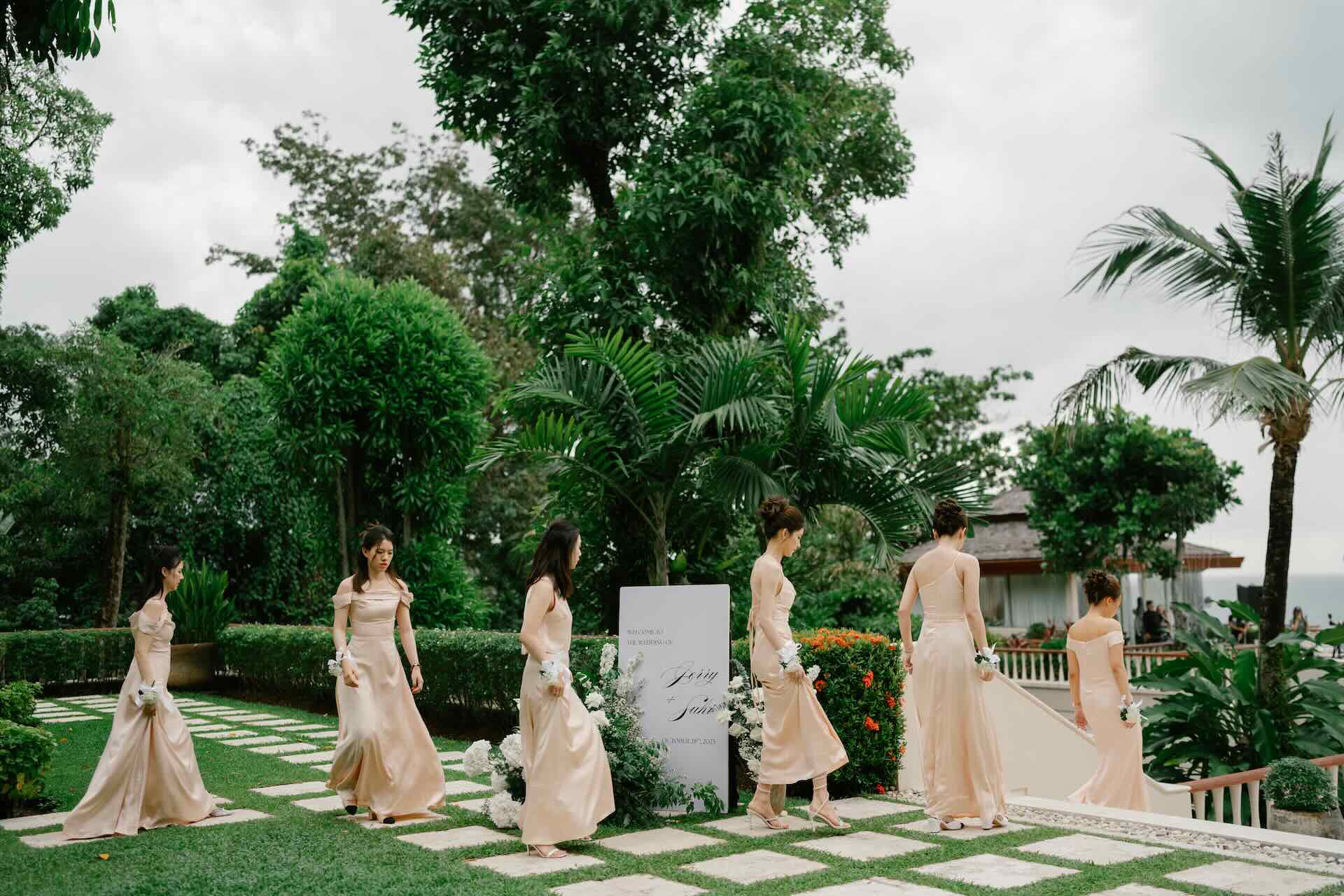 Phuket wedding at Trisara - wedding photography by Vasana Studio | 33_2