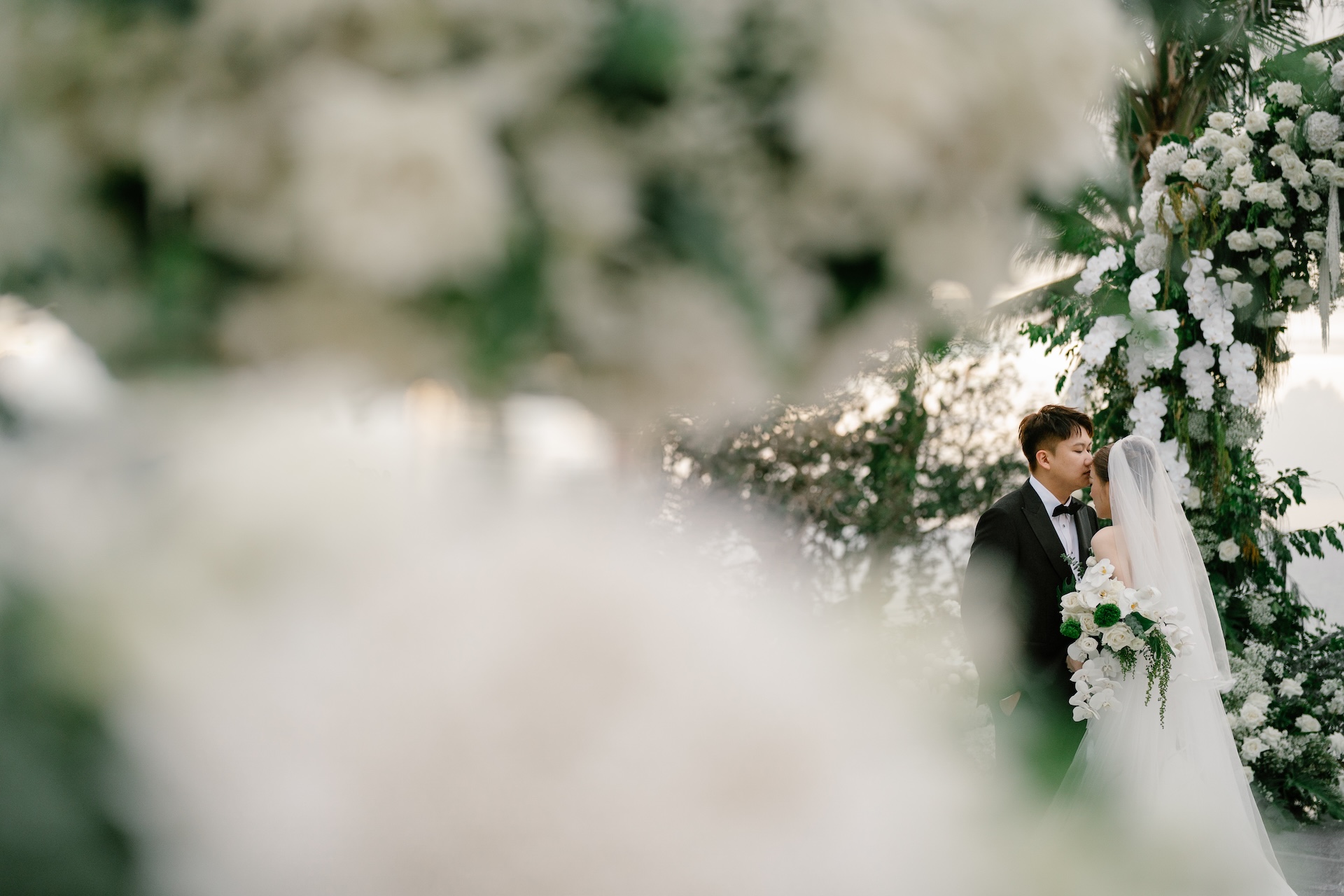 Phuket wedding at Trisara - wedding photography by Vasana Studio | 58_1